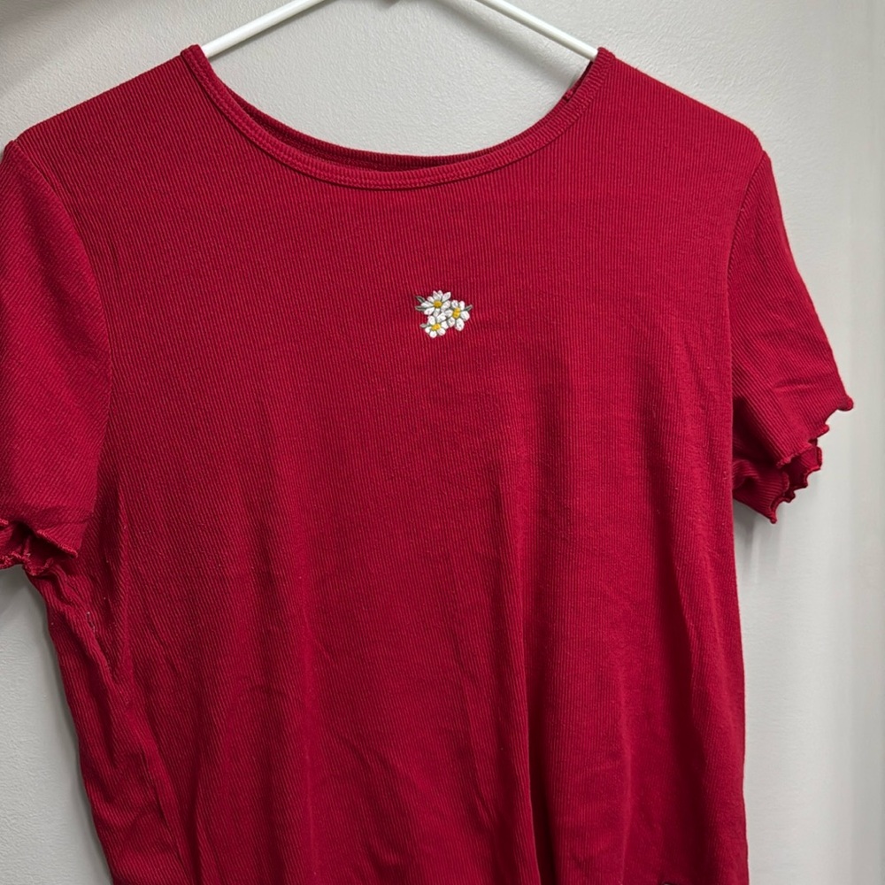 Red Hollister baby tee
